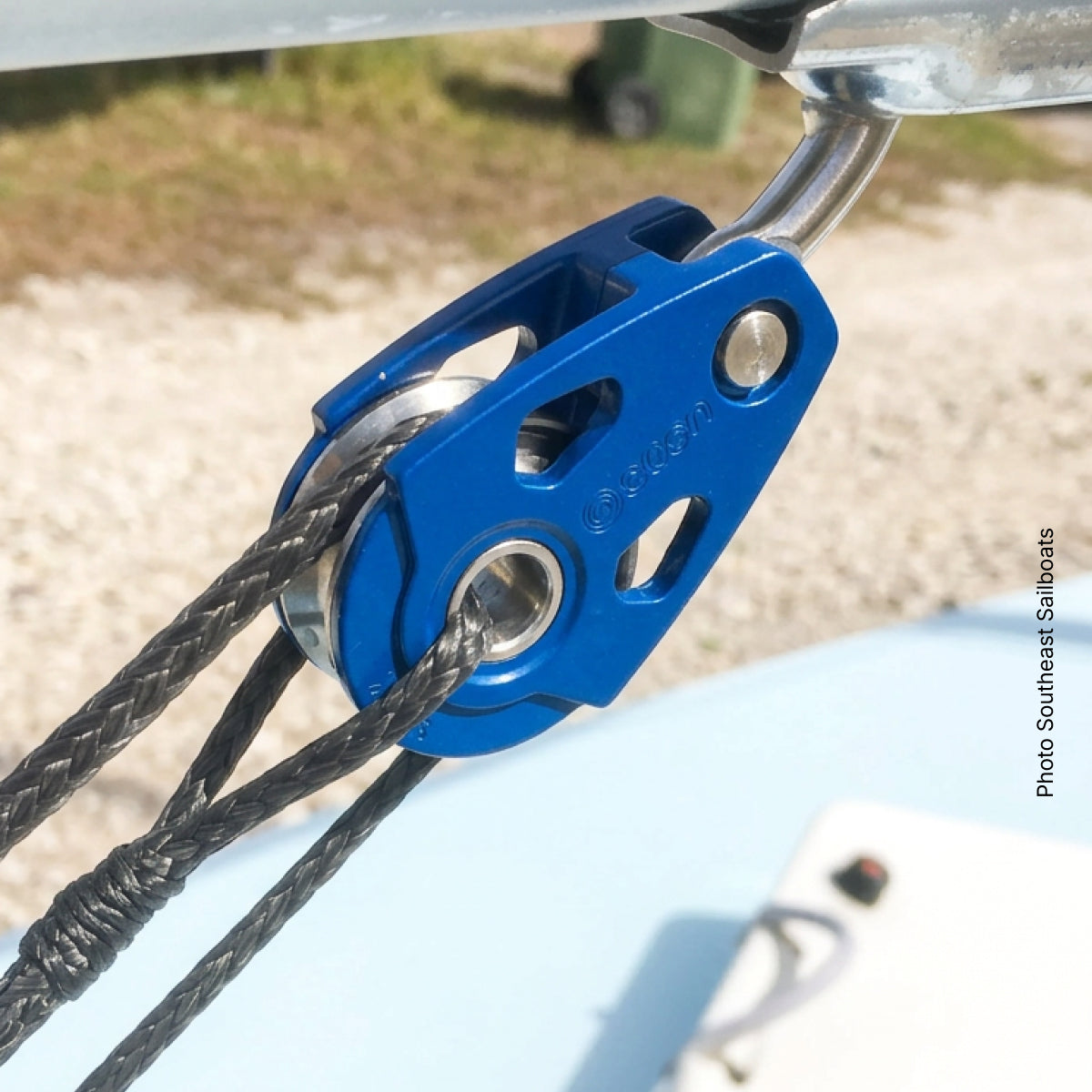 Allen 30 mm XHL vang block rigged on an ILCA vang system